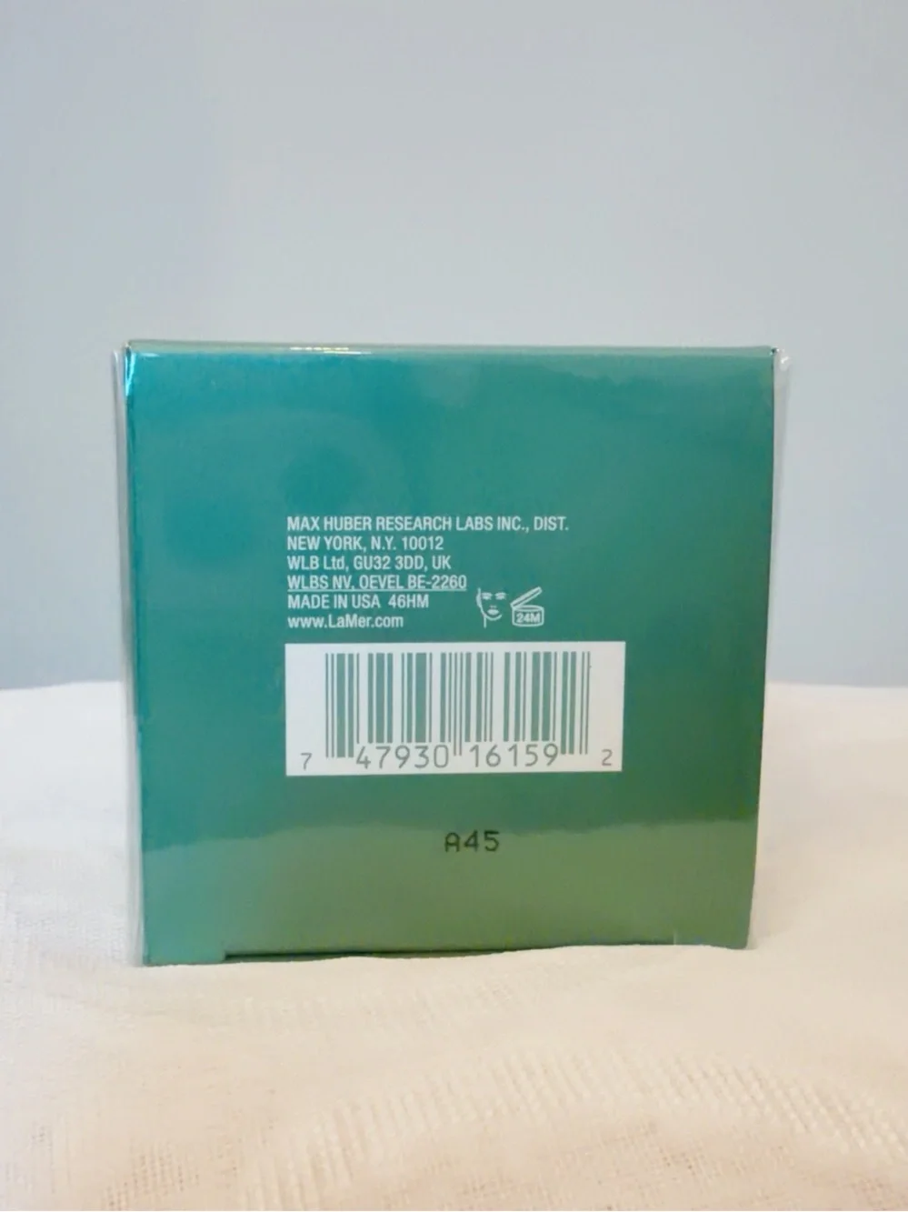 NIB La Mer The Rejuvenating Night Cream 2 oz / 60 ml BRAND NEW SEALED
